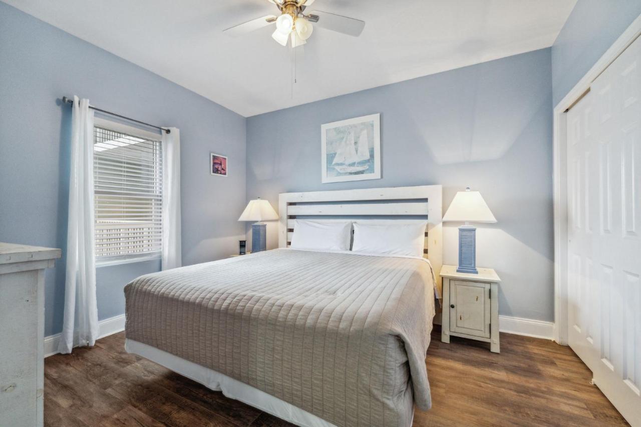 Sea-Renity At Laketown Wharf #1607 By Nautical Properties Panama City Beach Esterno foto