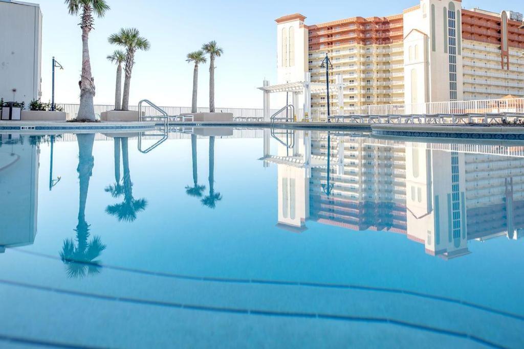 Sea-Renity At Laketown Wharf #1607 By Nautical Properties Panama City Beach Esterno foto